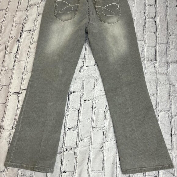 Chico's Platinum Gray  Jeans 6 Short - Picture 3 of 5